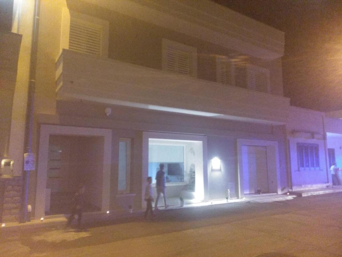 Ledwars Bed & Breakfast Taviano  Ngoại thất bức ảnh