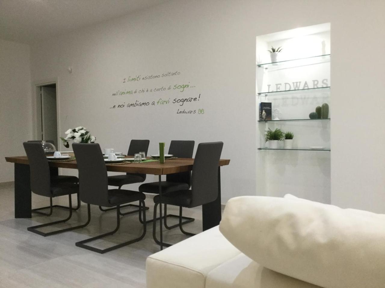 Ledwars Bed & Breakfast Taviano  Ngoại thất bức ảnh